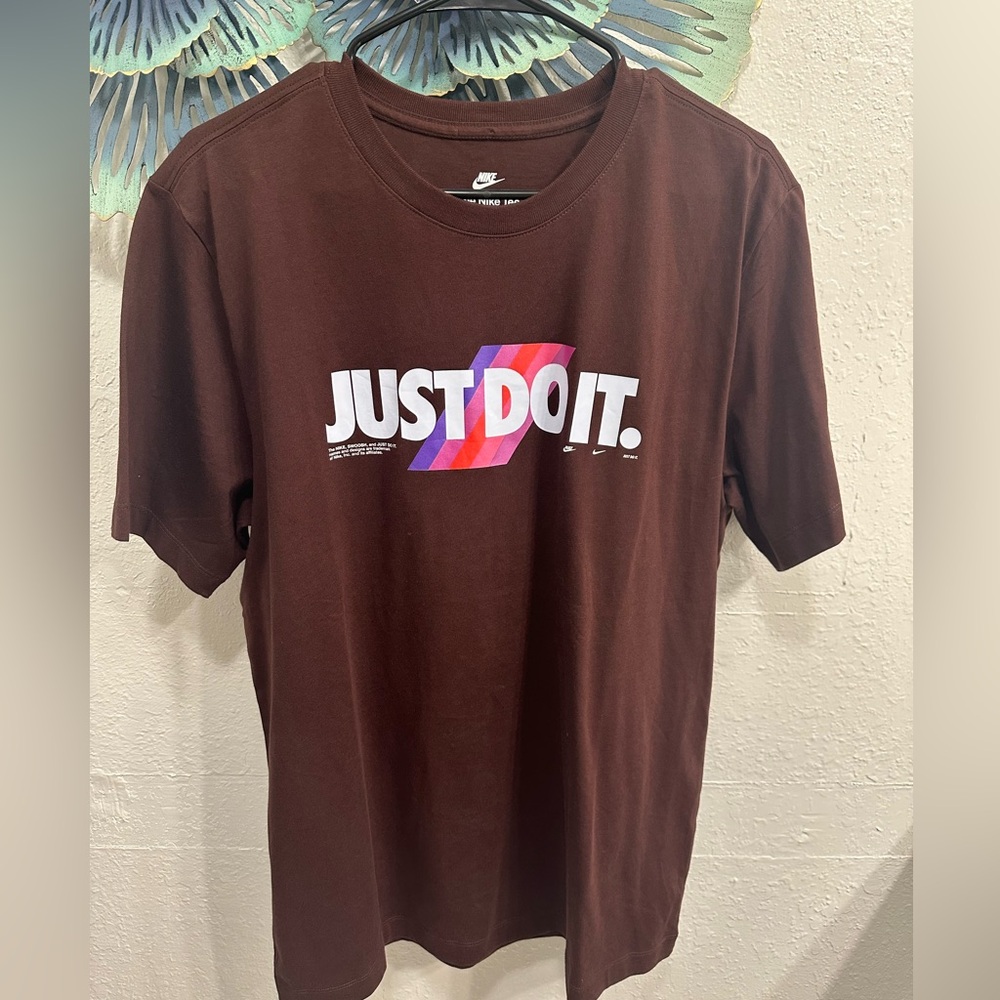Nike t shirt